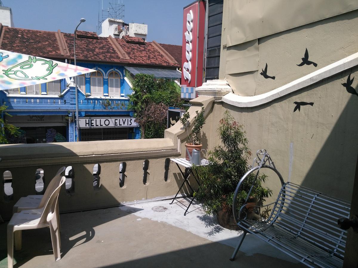 Vloft Backpackers Hostel Ipoh Esterno foto
