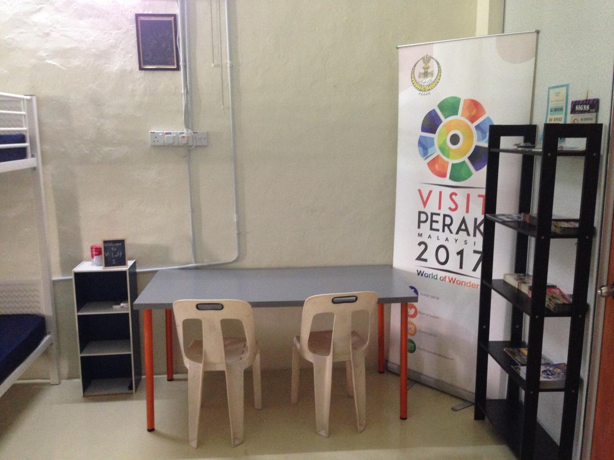 Vloft Backpackers Hostel Ipoh Esterno foto