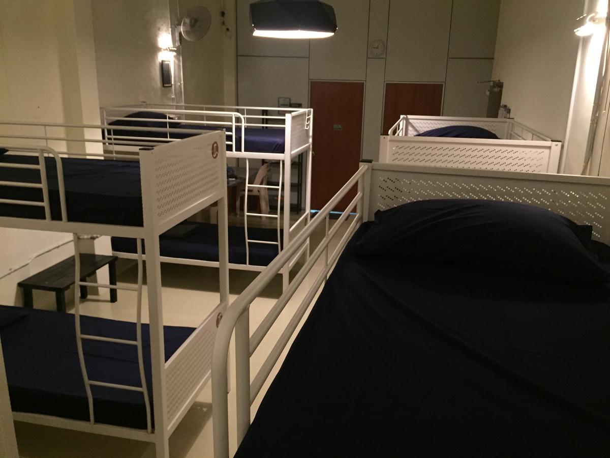 Vloft Backpackers Hostel Ipoh Esterno foto